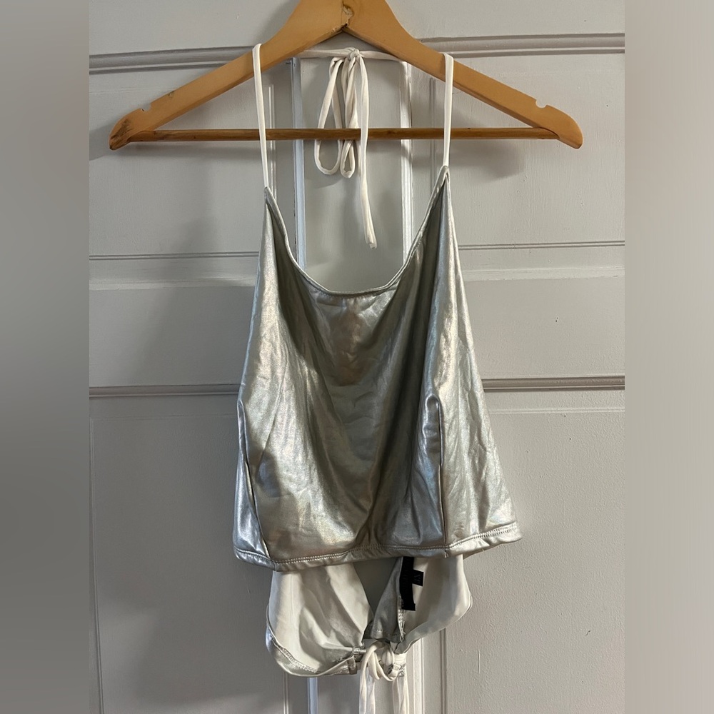 wild cat 3x sexy Metallic silver halter top XL